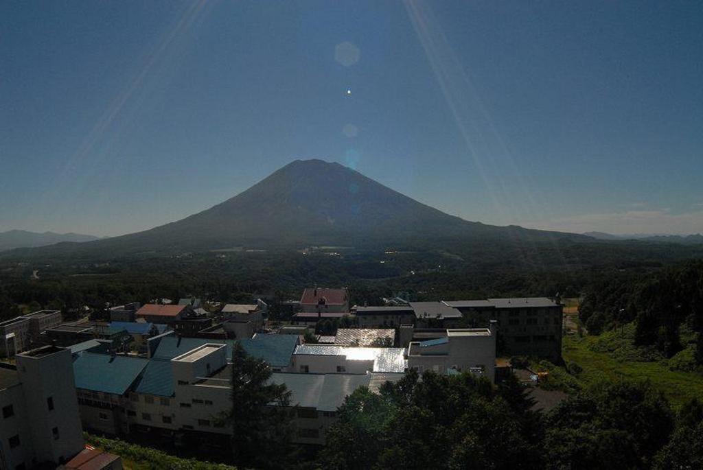 Hotel Niseko Alpen Kutchan Zewnętrze zdjęcie